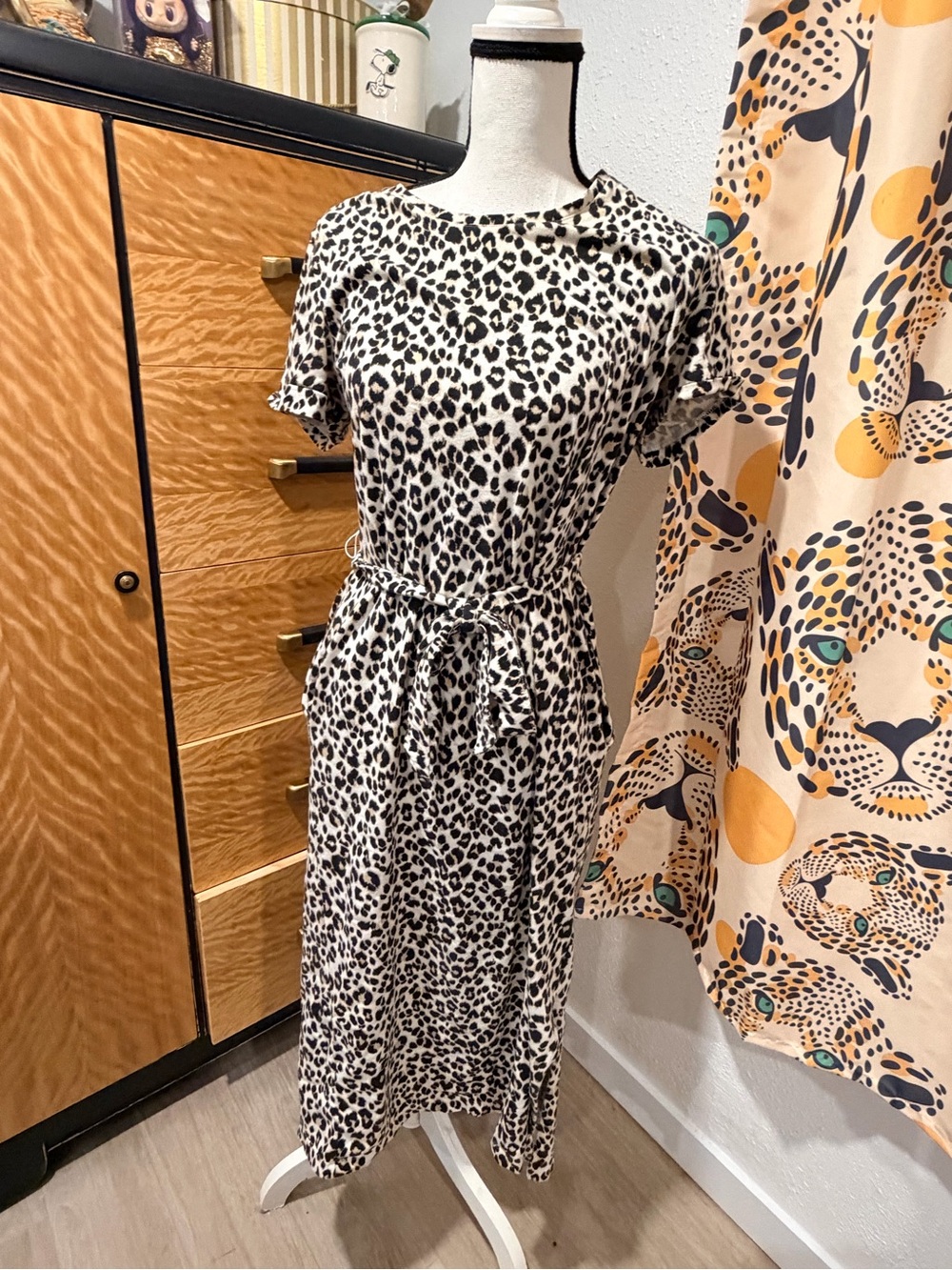 Old Navy Black and White Leopard-Print Tie-Waist Midi Dress